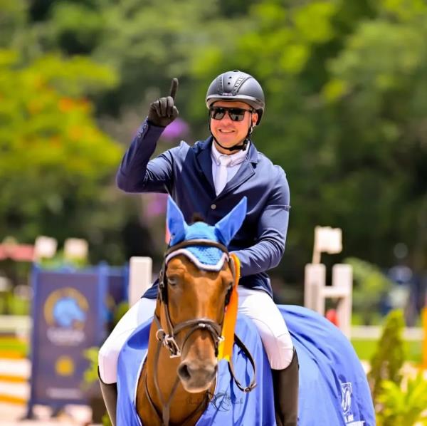 Wilson Fadu Neves conquista o pódio em competição